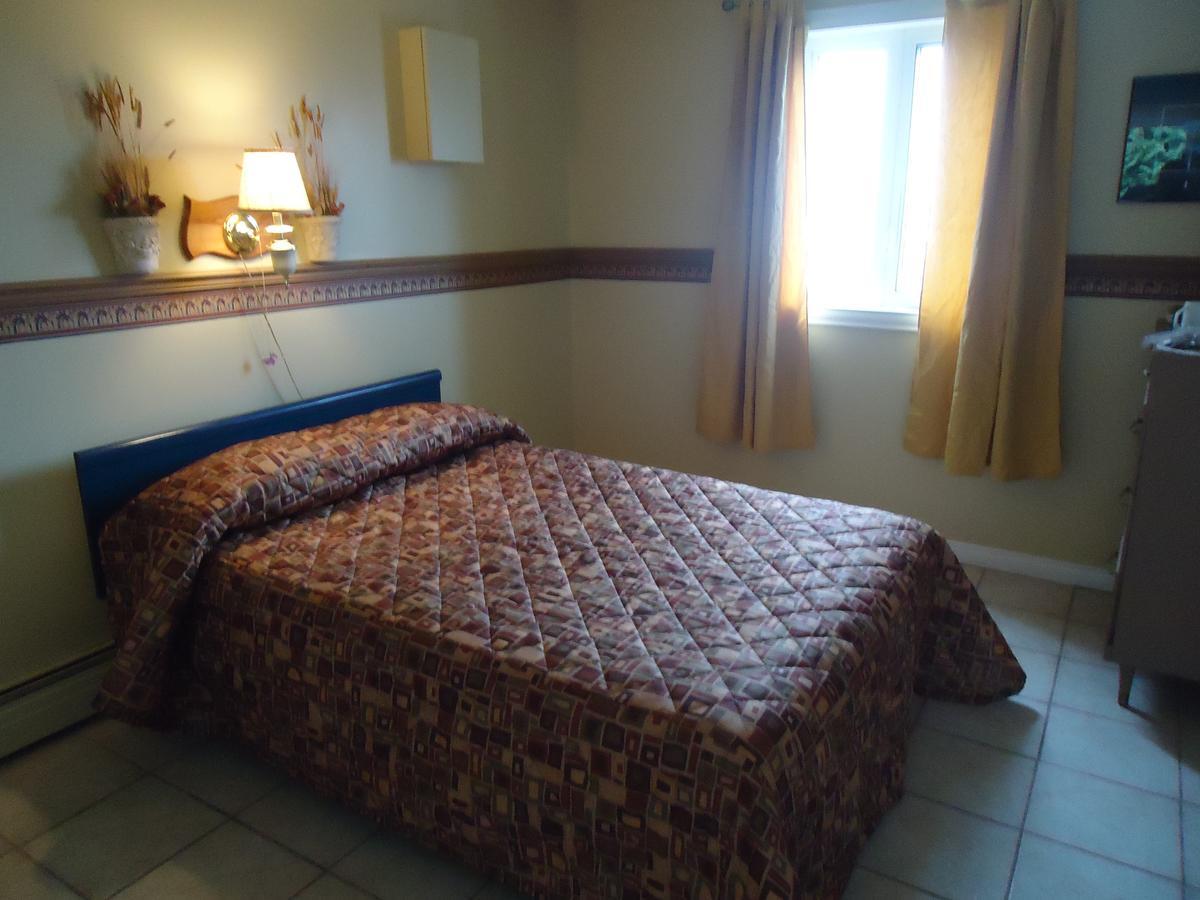 Motel Cote Rivière-du-Loup Екстериор снимка
