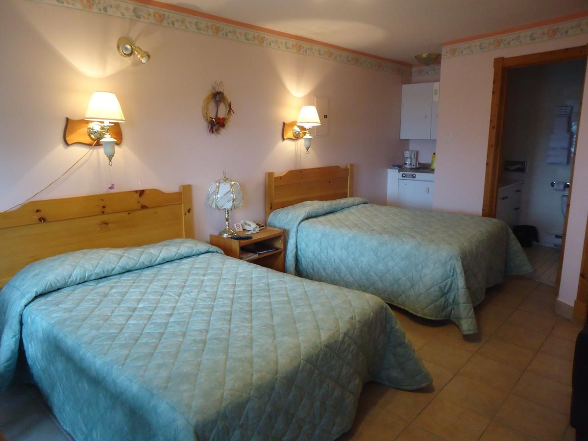 Motel Cote Rivière-du-Loup Екстериор снимка