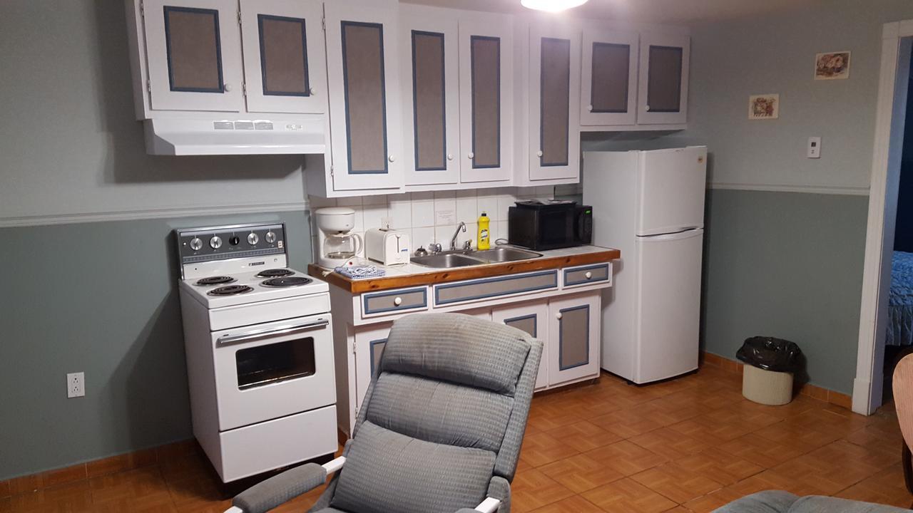 Motel Cote Rivière-du-Loup Екстериор снимка